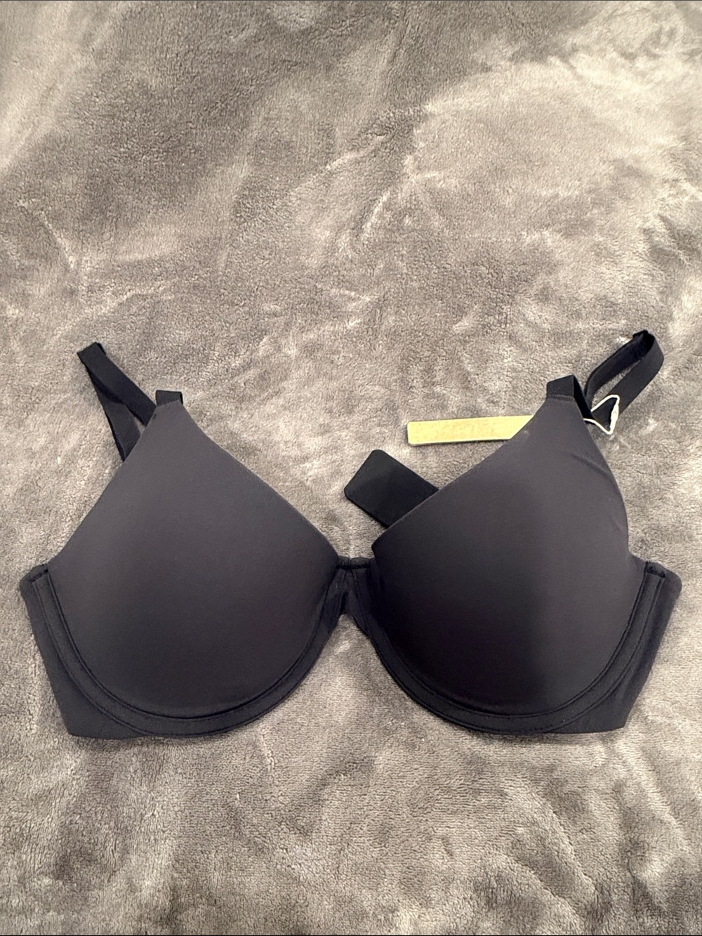 SKIMS Smooth T-Shirt Bra in Charcoal - Picture 3 of 3